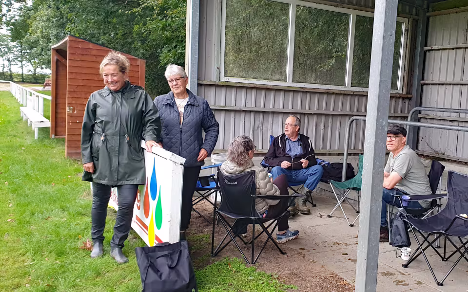 Bedsteforældredag i dagplejen på Ansager stadion
