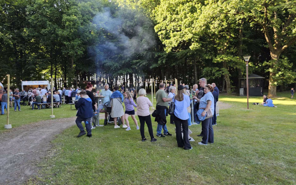 Billeder fra Midsommerfest I Tistrup anlæg 2025