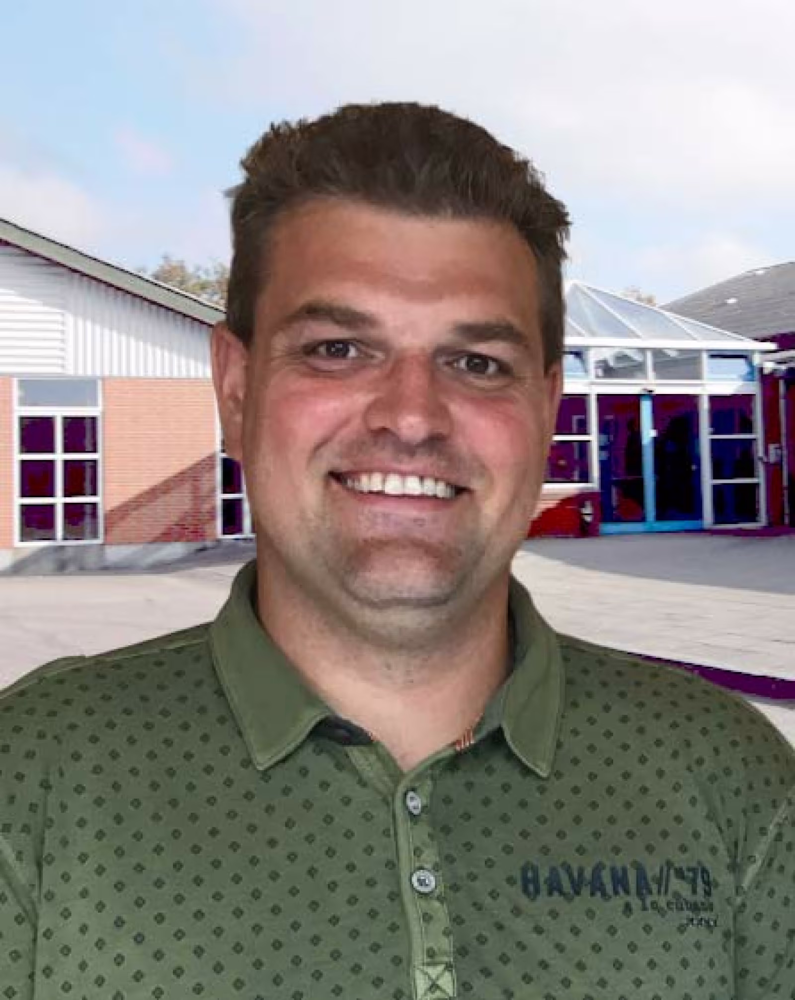 Jimmi Larsen overtager i dag den 15. oktober 2019 nøglerne til Skovlund-Ansager hallen fra Bent Haahr