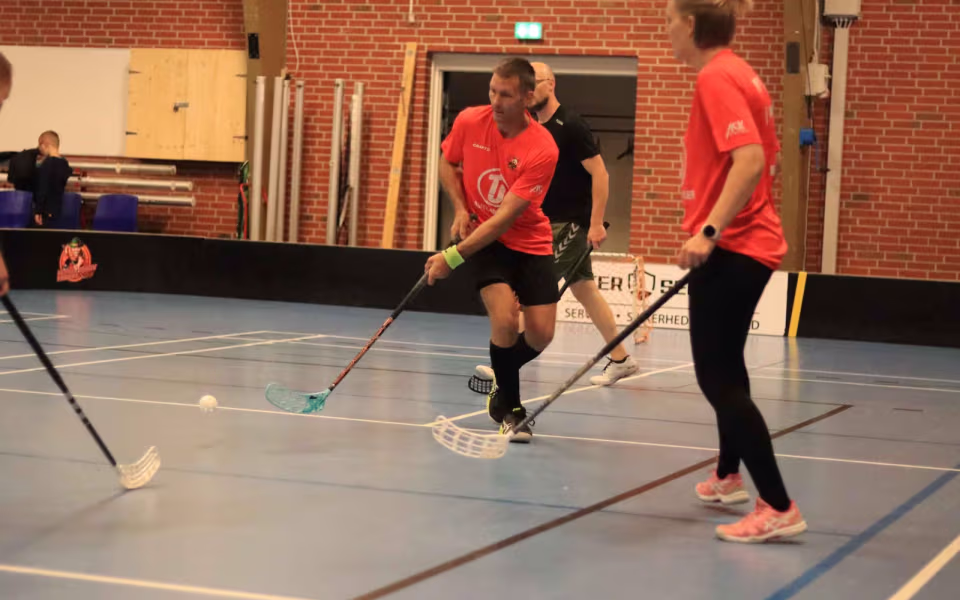 Floorball-sæson skudt i gang