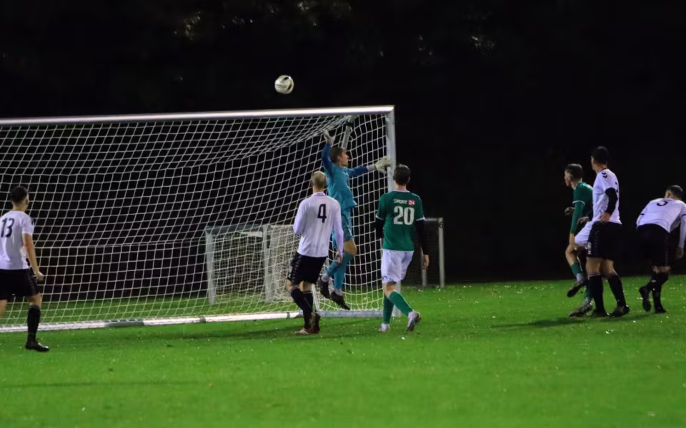 Varde sejrer 3-2 over Skjern