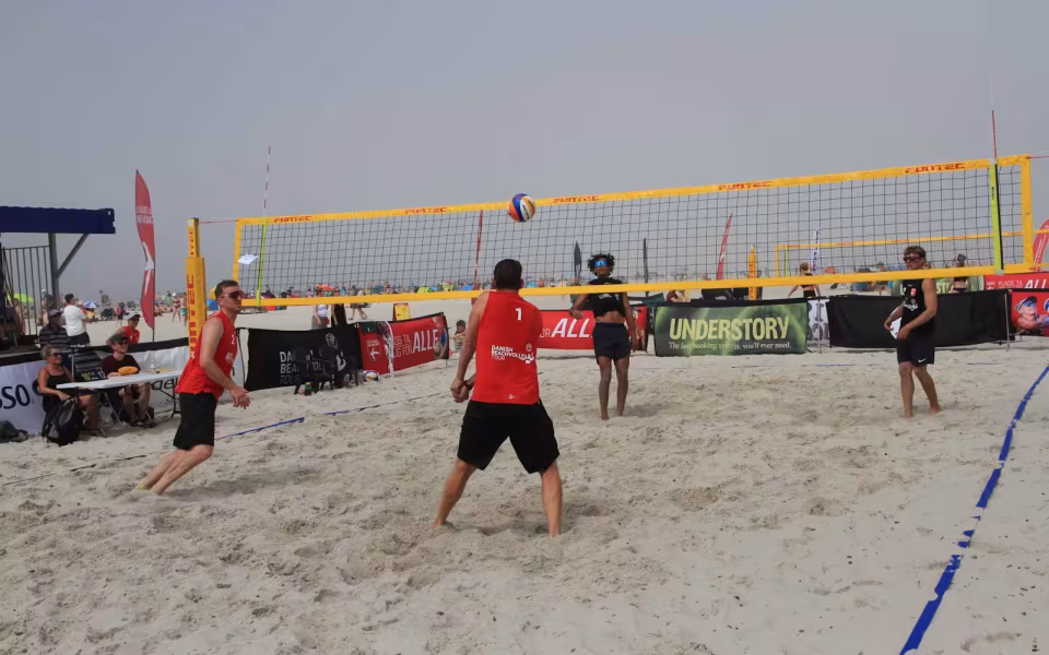 Semifinaler i beachvolley ved Henne