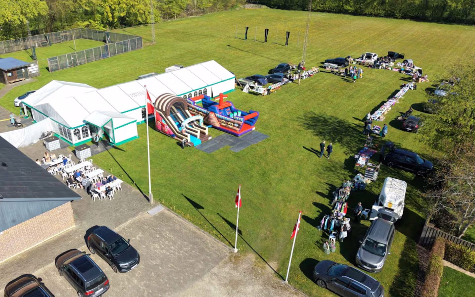Ved Landsbyfesten i Gårde, var der også i år en god stemning og sommervejret viste sig også fra sin bedste side.