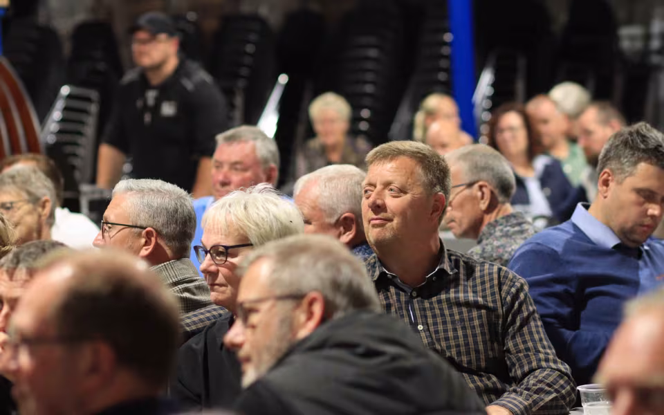 Verdensmester kastede glans over sponsoraften