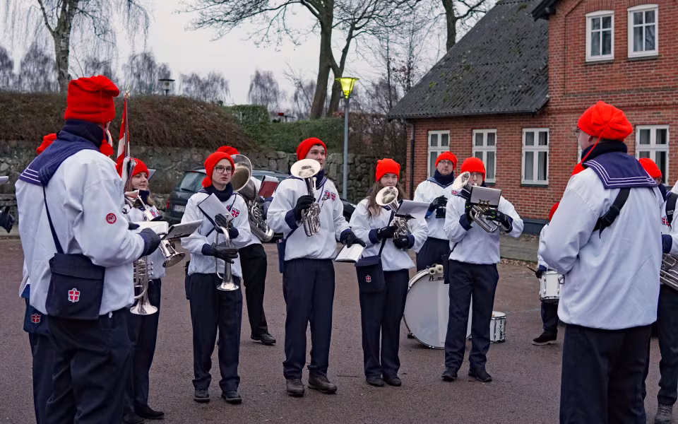 Juleoptoget i Ansager. En populær tradition, der bliver holdt i hævd af borgerforeningen.