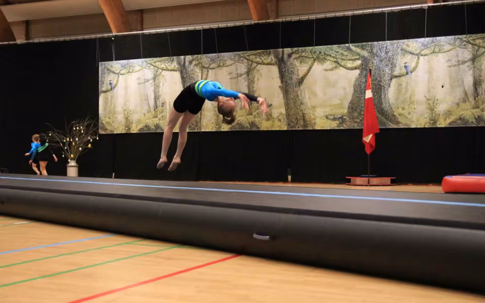 Forårsstemning i Outrup med GUB Gymnastik