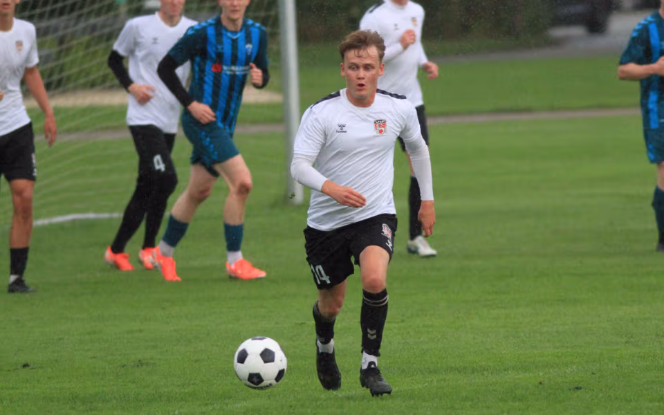 Varde IF fastholder førstepladsen