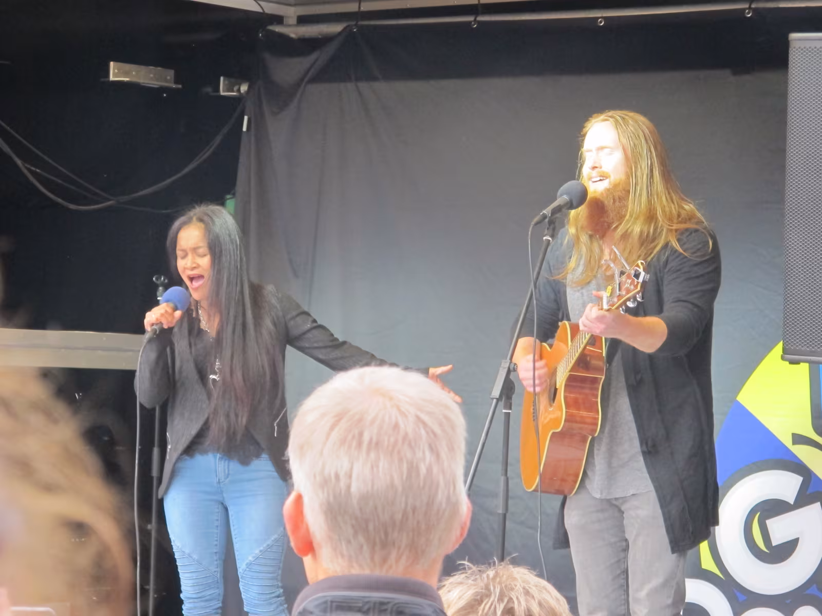 Rasmussen & Gina Michaells i Ølgod