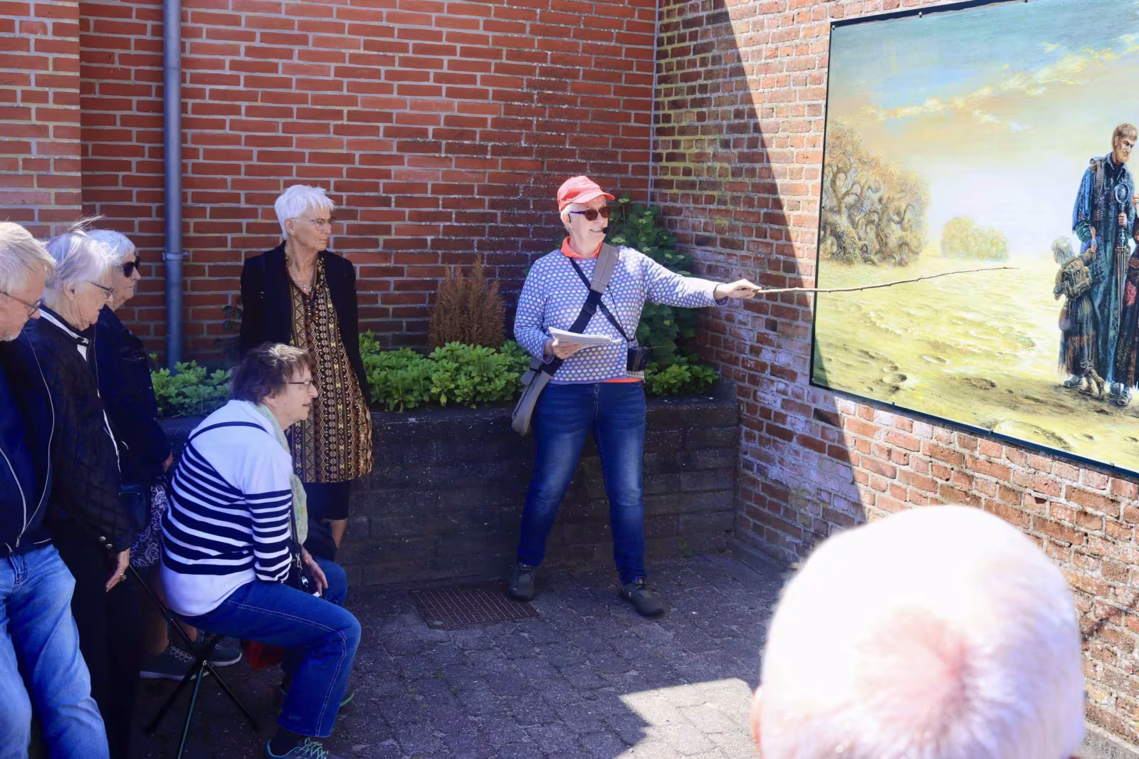 Seniorfest med rundtur og hyldestindslag