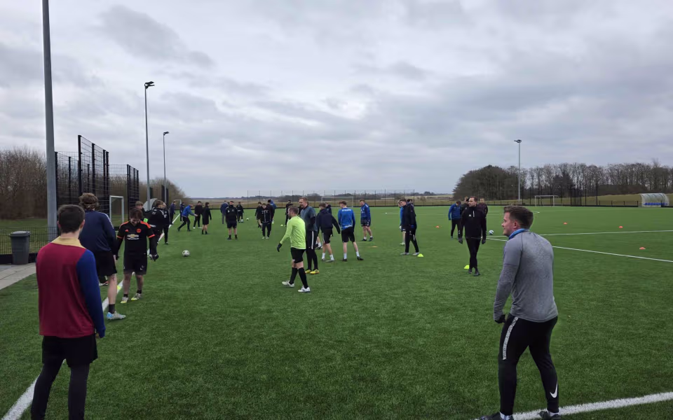 HTS Herre fodbold skød sæsonen i gang på en iskold januar dag.