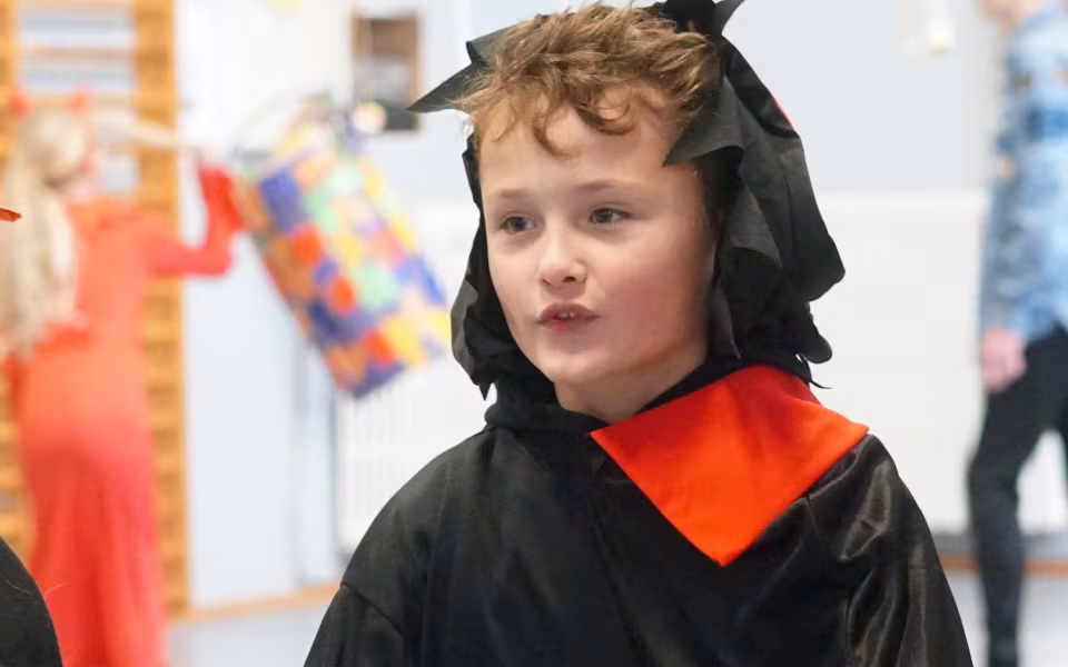 De fineste, farligste og mest kreative kostumer blev fundet frem til fastelavnsfesten på Ansager skole