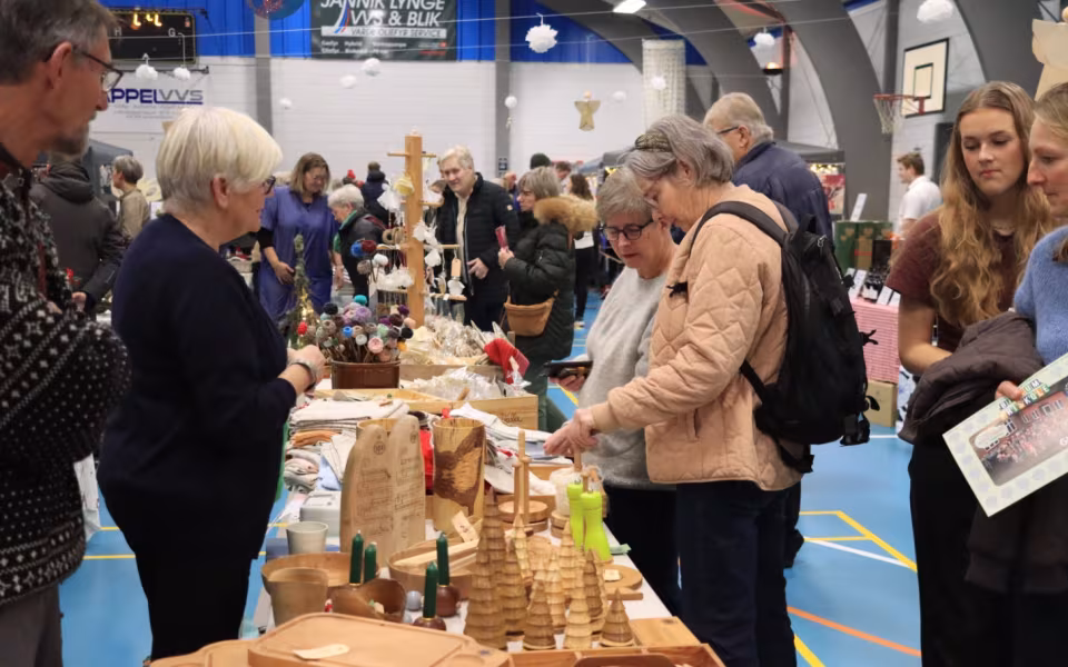 Julemarkedets hygge venter i Billum