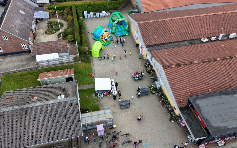 Stor deltagelse til Tistrup Screaming Carneval på torvet - Se de mange billeder