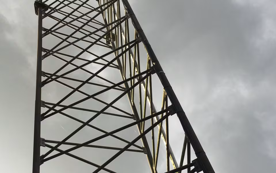 Ansager fællesantennemast fra 1974 tages ned mandag den 28. august 2017