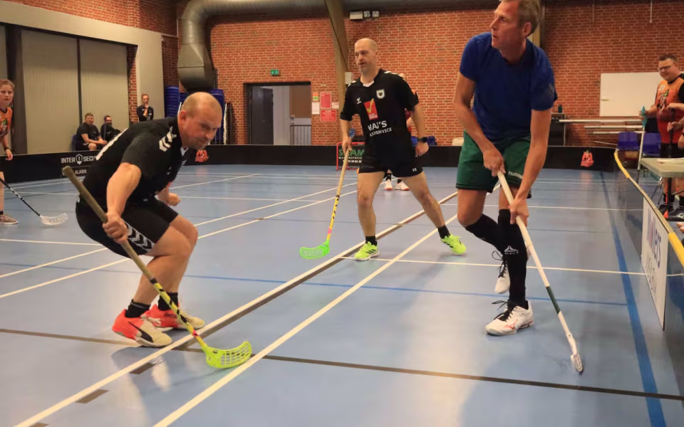 Floorball-sæson skudt i gang