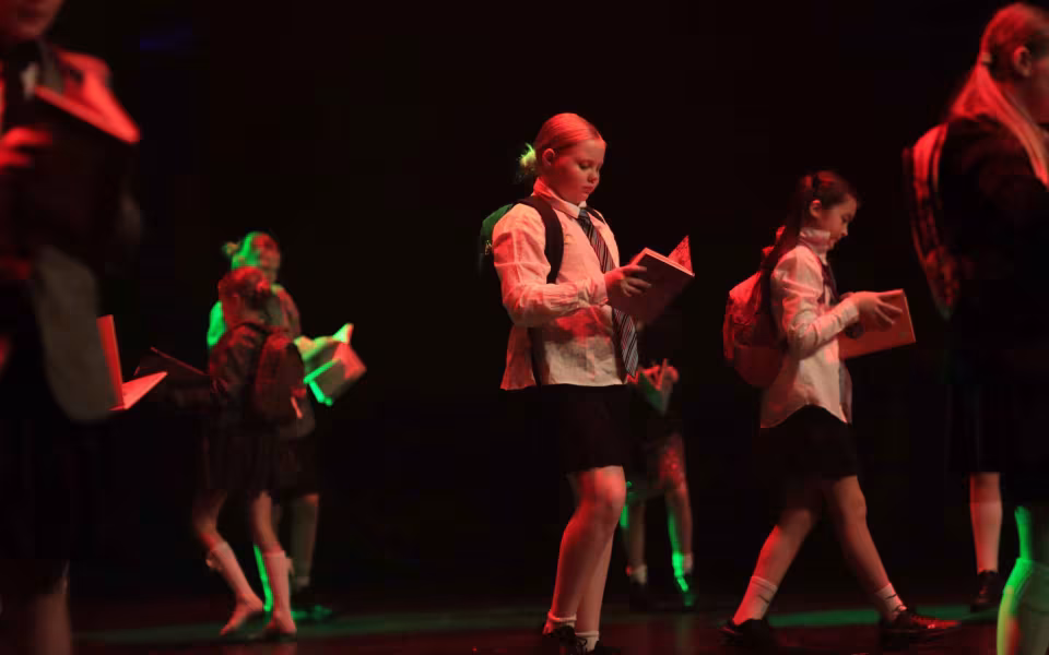 Dance Company Twenty Juleshow begejstrede 1200 publikummer