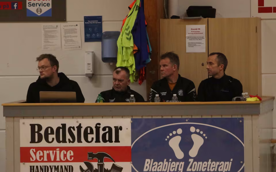Blåbjerg HK  fejrer håndboldfest trods nederlag