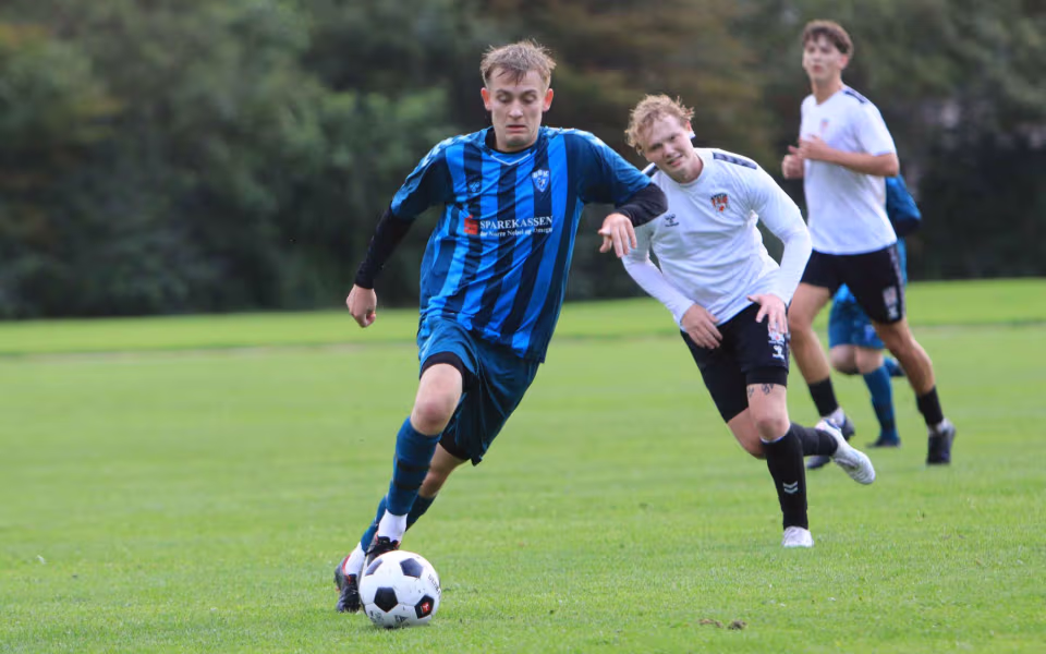 Varde IF fastholder førstepladsen