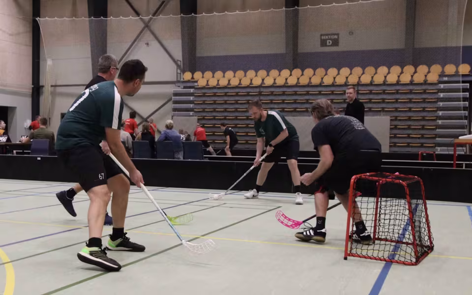 Varde-mesterskab i floorball afholdt