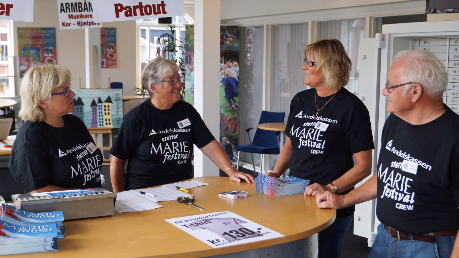 Hjælpere til infocenteret og togførere søges ved Mariefestival 2017