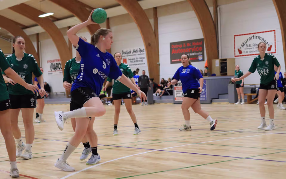 Blåbjerg HK herrer på førstepladsen