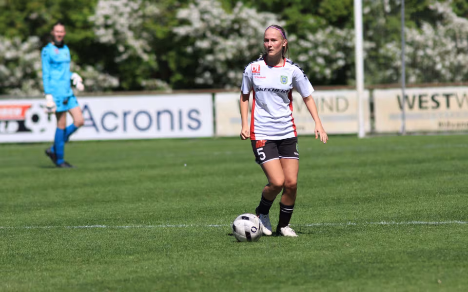 Varde U-19 piger sejrer hjemme