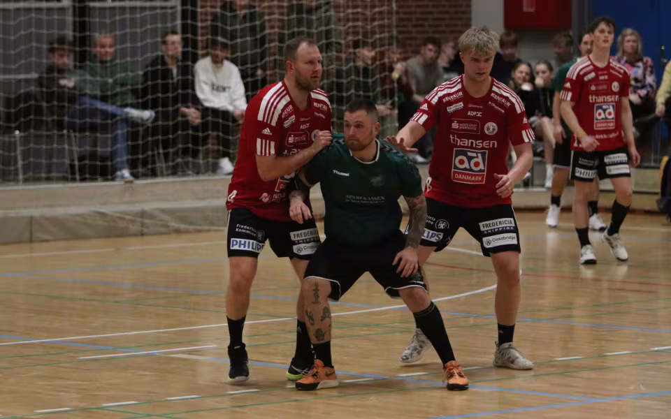 Blåbjerg HK  fejrer håndboldfest trods nederlag