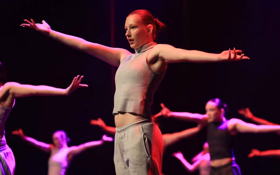 Dance Company Twenty Juleshow begejstrede 1200 publikummer