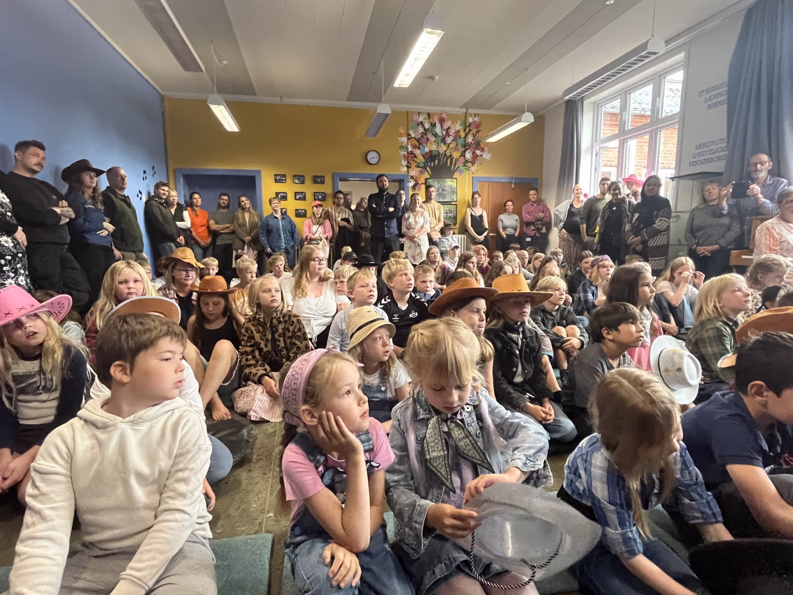 Åben morgensamling på Billum Friskole