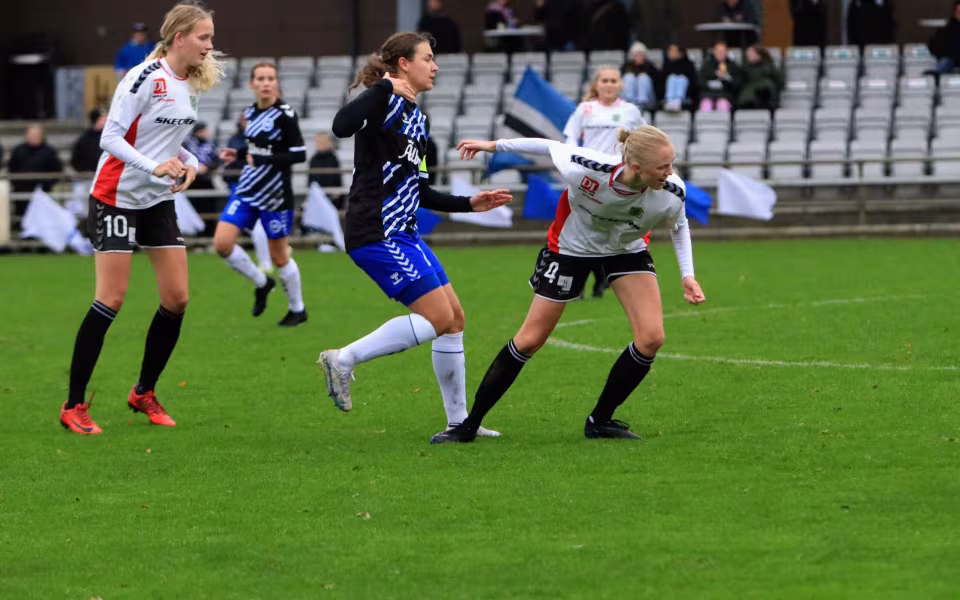 Varde IF Kvinder henter vigtigt point mod topholdet Odense Q