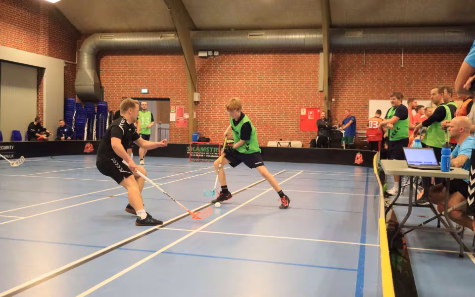 Floorball-sæson skudt i gang