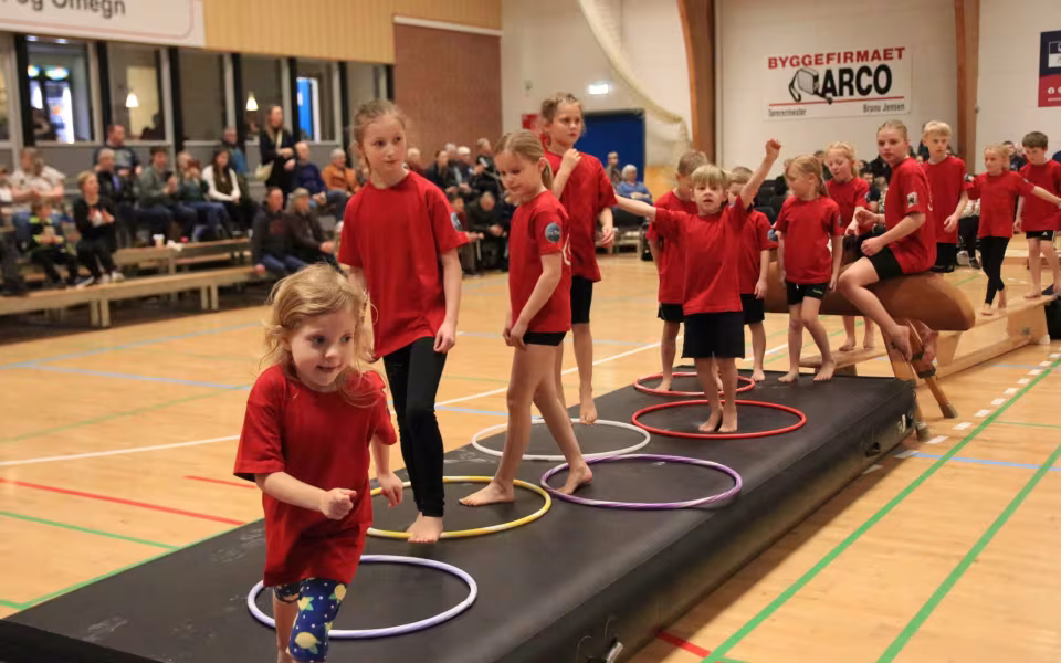 Forårsstemning i Outrup med GUB Gymnastik