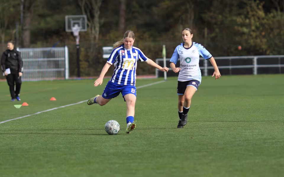 EfB-piger modstod presset og sejrede