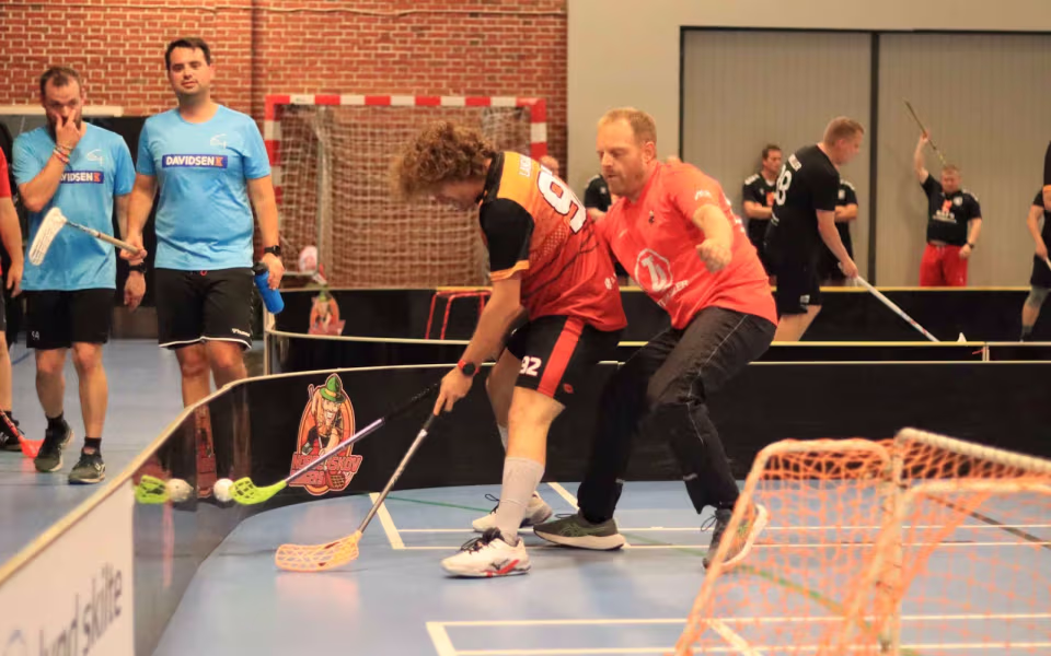 Floorball-sæson skudt i gang