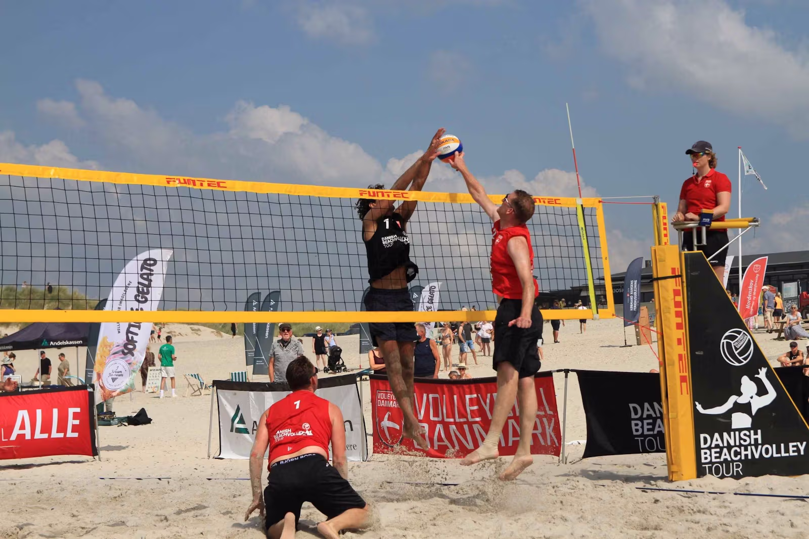 Beachvolleyfest ved Vesterhavet