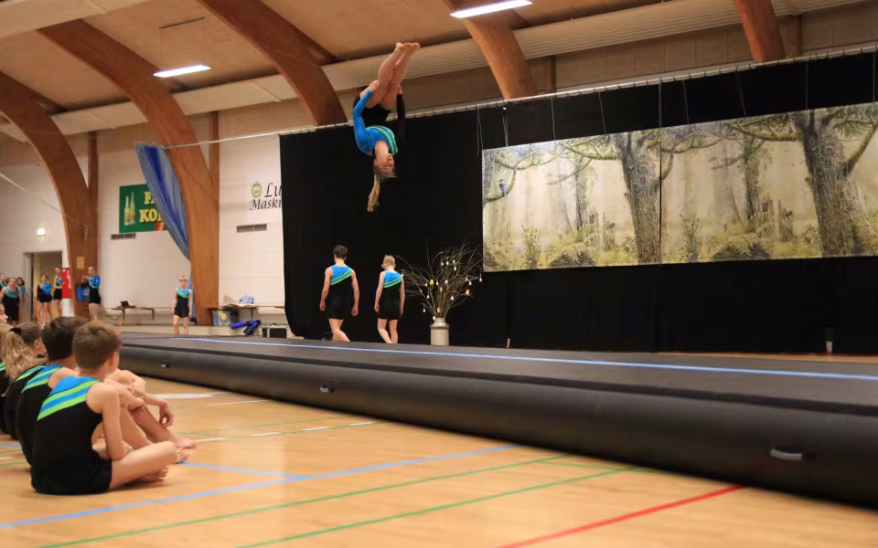 Forårsstemning i Outrup med GUB Gymnastik