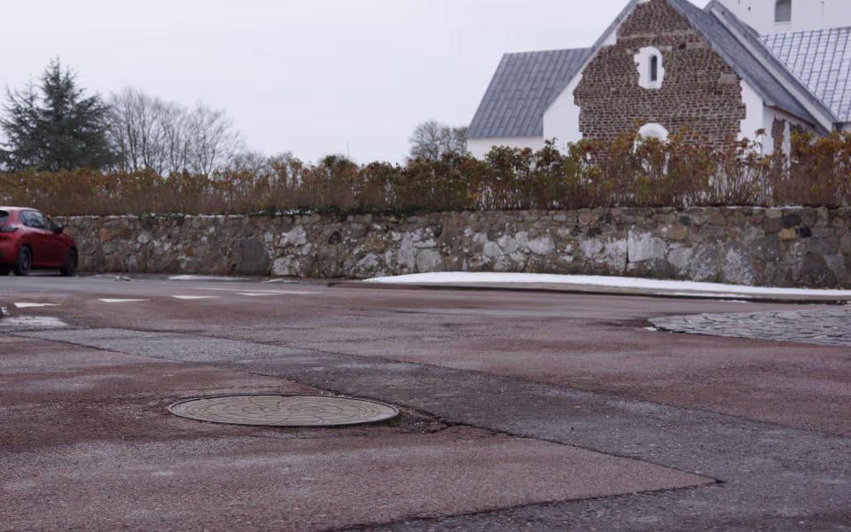 Tidligst i 2025 kommer der nyt asfalt på Østergade