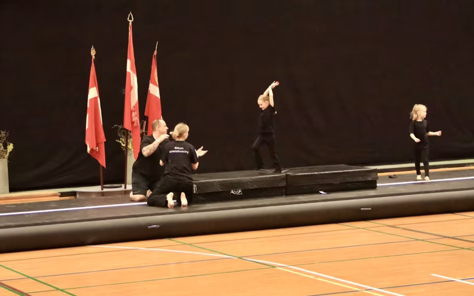 Springfiduserne Stråler ved Forårsopvisning