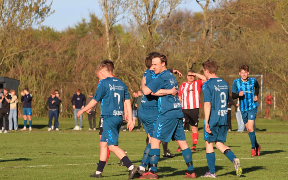 Blåbjerg BK Serie 5 knuser Nr. Nebel 8-0