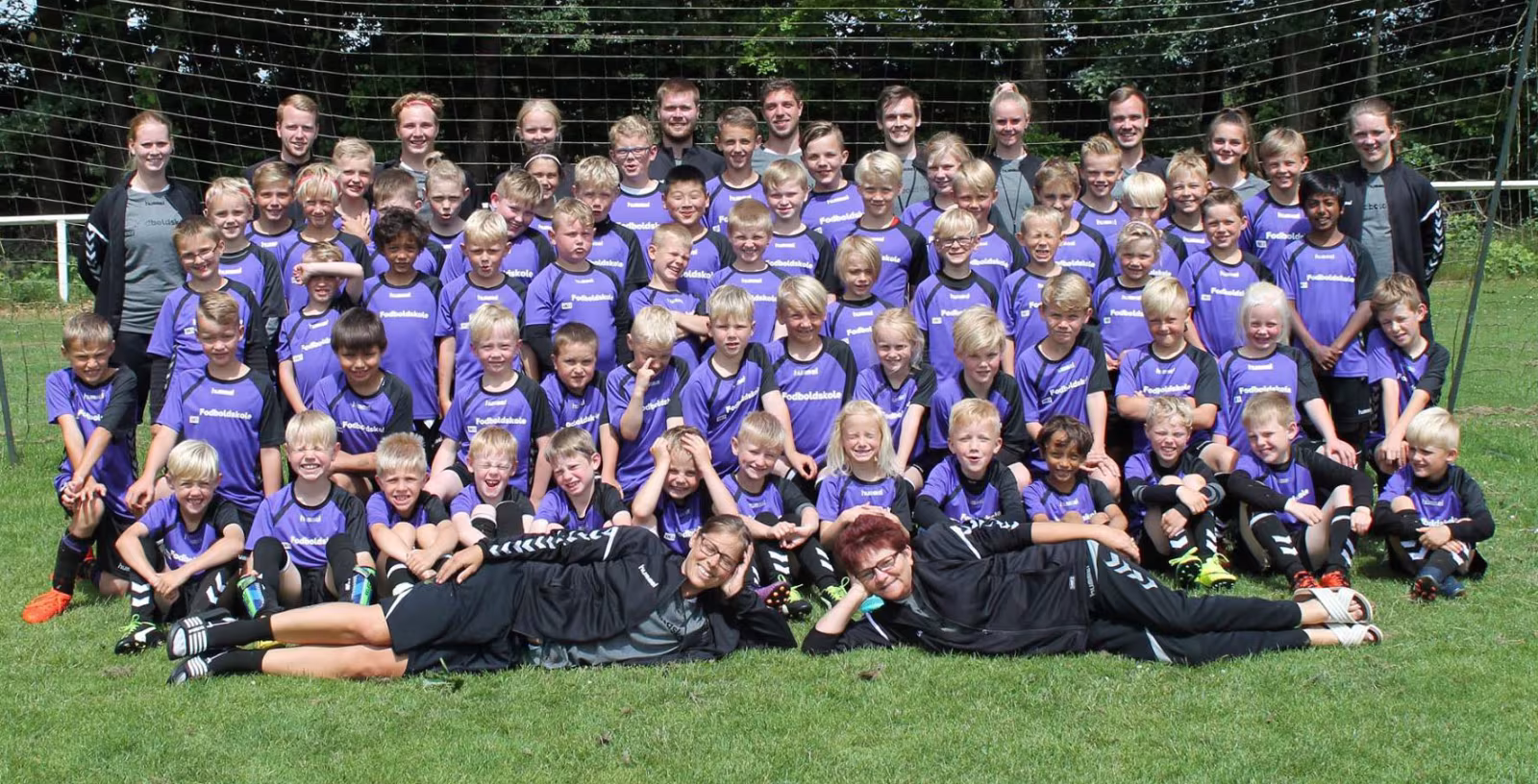 Holdbilleder fra fodboldskolen i Ansager 2017 og til sidst et fjollebillede