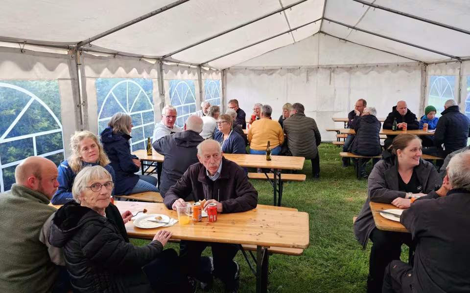 Billeder fra Sankt Hans i Brinkerne i Strellev.