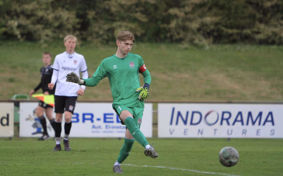 U19 vinder dramatisk lokalopgør