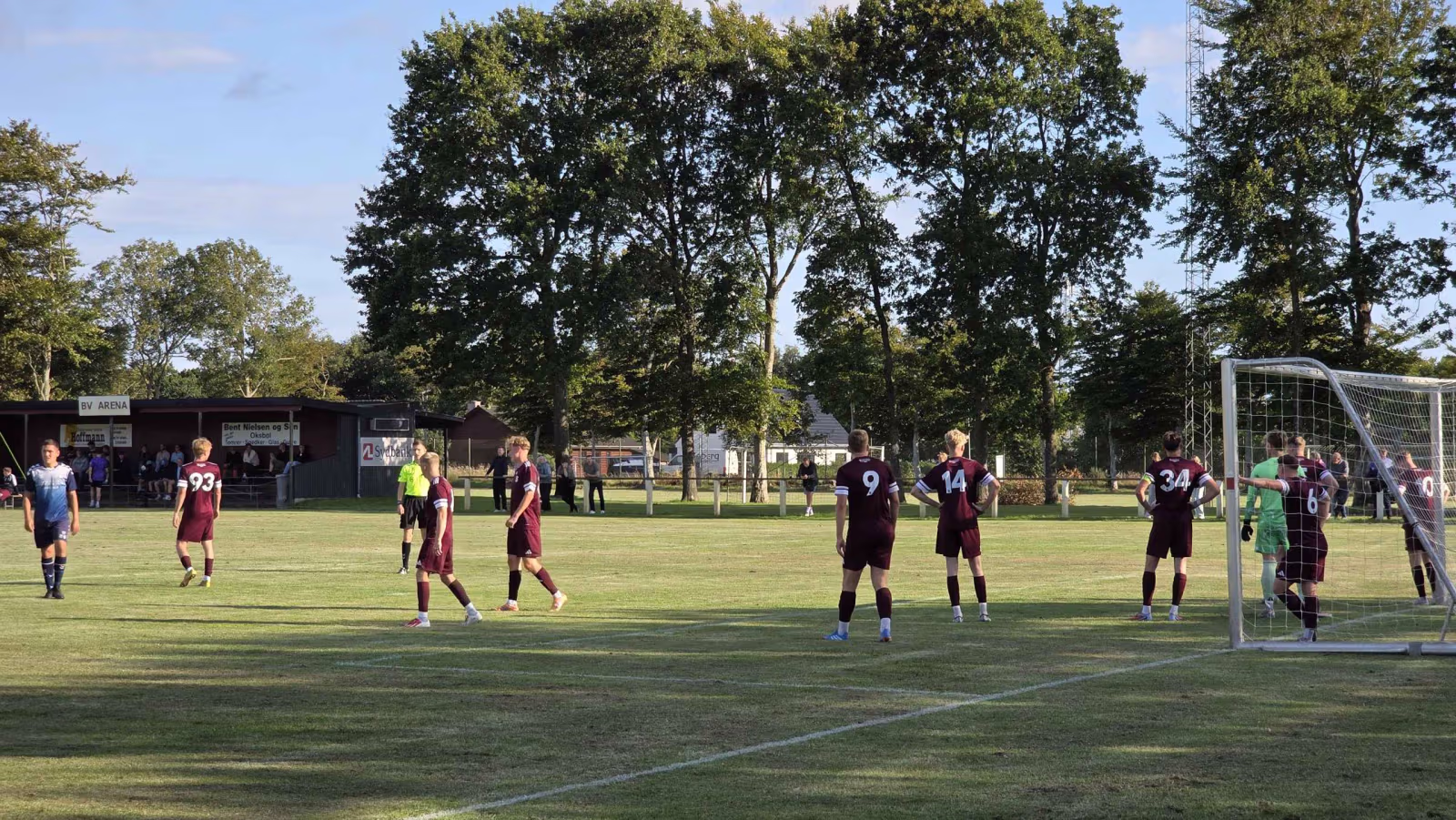 Træningskampen mellem Oksbøl jyllandsserie – HTS serie 1: 1-0 fodbold.