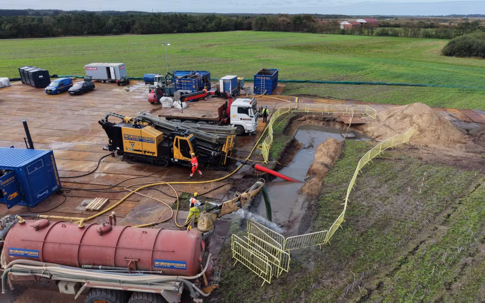 Energinet borer under Skjern Å før området bliver vådområde