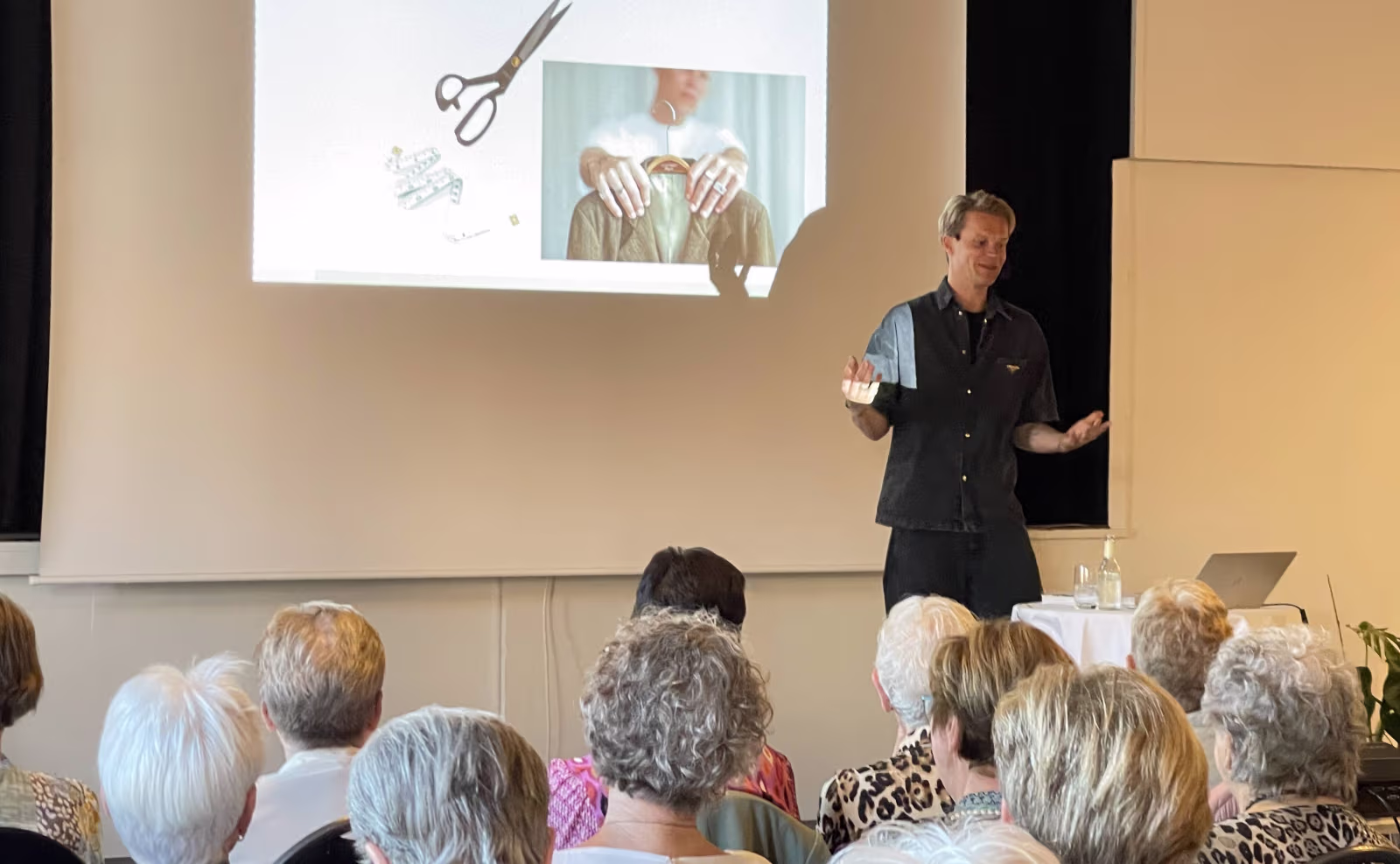 Søren Le Schmidt på Ansager Hotel