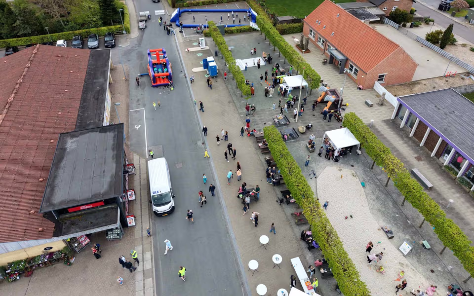 Stor deltagelse til Tistrup Screaming Carneval på torvet - Se de mange billeder
