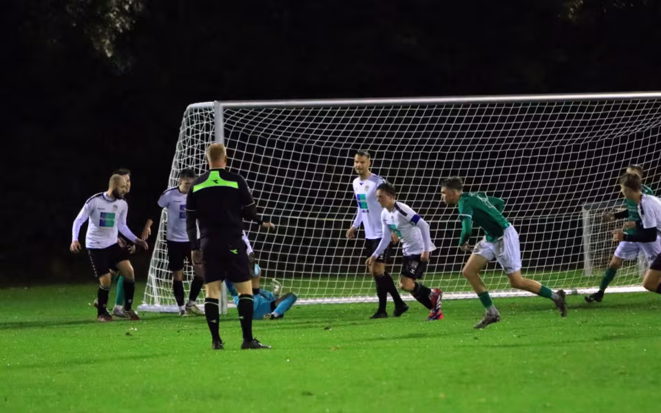 Varde sejrer 3-2 over Skjern