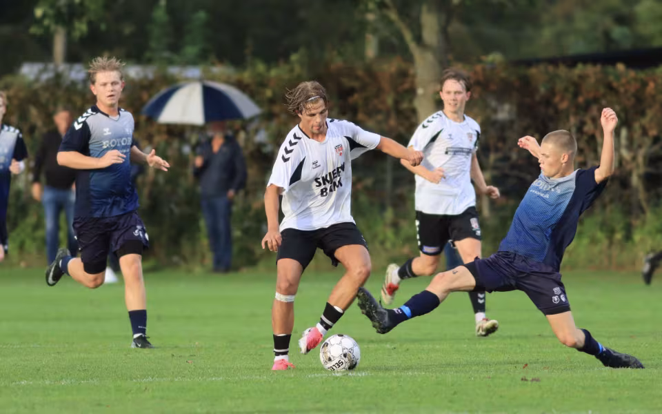 Varde tog stikket i regnen