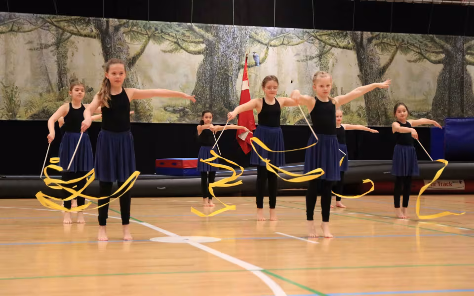 Forårsstemning i Outrup med GUB Gymnastik