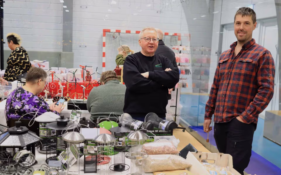 Julemarked samlede Billum i hallen
